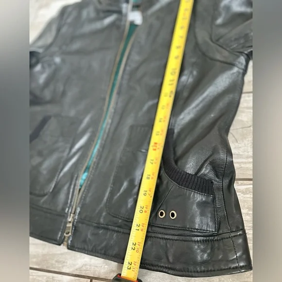 Andrew Marc Black Moto Jacket with Pockets + Turquoise Satin Lining Sz M - Picture 5 of 13